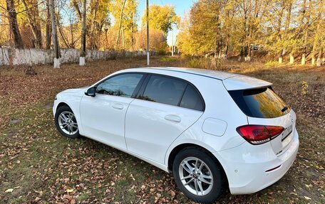 Mercedes-Benz A-Класс, 2018 год, 2 990 000 рублей, 4 фотография