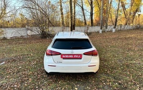 Mercedes-Benz A-Класс, 2018 год, 2 990 000 рублей, 3 фотография