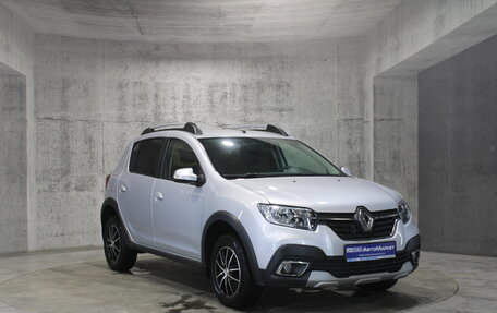 Renault Sandero II рестайлинг, 2019 год, 1 297 000 рублей, 3 фотография