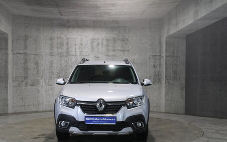 Renault Sandero II рестайлинг, 2019 год, 1 297 000 рублей, 2 фотография