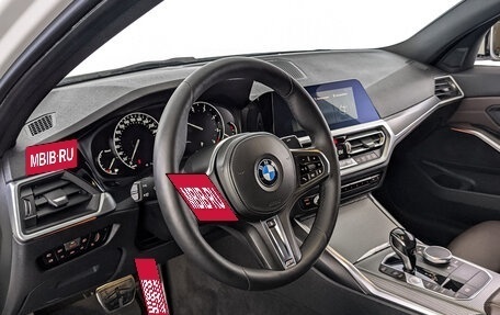 BMW 3 серия, 2019 год, 3 790 000 рублей, 15 фотография