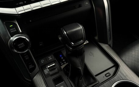 Toyota Land Cruiser, 2021 год, 11 850 000 рублей, 16 фотография