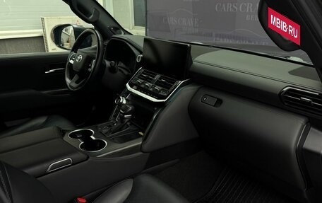 Toyota Land Cruiser, 2021 год, 11 850 000 рублей, 10 фотография