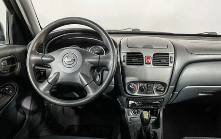 Nissan Almera, 2005 год, 417 000 рублей, 11 фотография