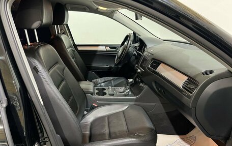Volkswagen Touareg III, 2011 год, 2 000 000 рублей, 14 фотография