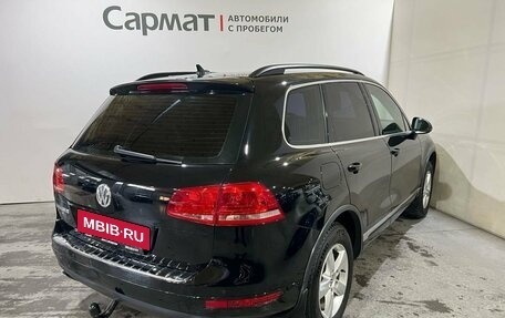 Volkswagen Touareg III, 2011 год, 2 000 000 рублей, 7 фотография