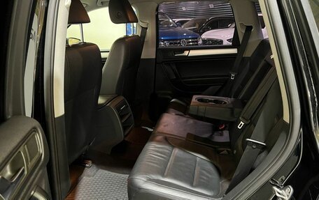Volkswagen Touareg III, 2011 год, 2 000 000 рублей, 15 фотография