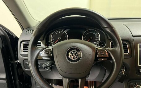 Volkswagen Touareg III, 2011 год, 2 000 000 рублей, 23 фотография