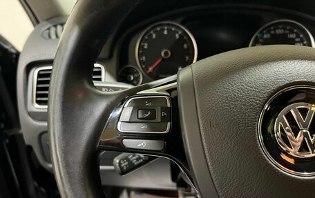 Volkswagen Touareg III, 2011 год, 2 000 000 рублей, 24 фотография