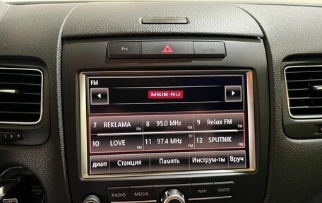 Volkswagen Touareg III, 2011 год, 2 000 000 рублей, 26 фотография