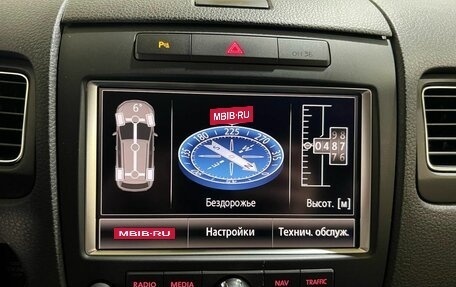Volkswagen Touareg III, 2011 год, 2 000 000 рублей, 39 фотография