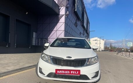 KIA Rio III рестайлинг, 2014 год, 800 000 рублей, 2 фотография