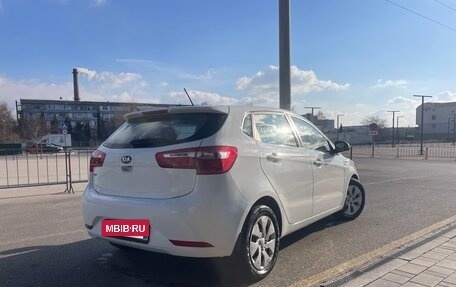 KIA Rio III рестайлинг, 2014 год, 800 000 рублей, 5 фотография