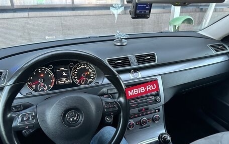 Volkswagen Passat B7, 2013 год, 1 280 000 рублей, 2 фотография