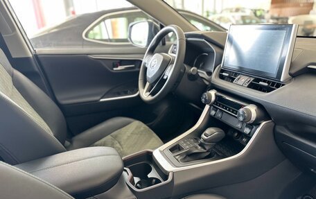 Toyota RAV4, 2023 год, 4 349 000 рублей, 5 фотография