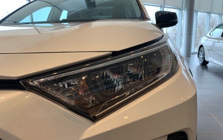 Toyota RAV4, 2023 год, 4 349 000 рублей, 10 фотография