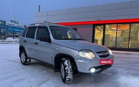 Chevrolet Niva I рестайлинг, 2011 год, 395 000 рублей, 3 фотография