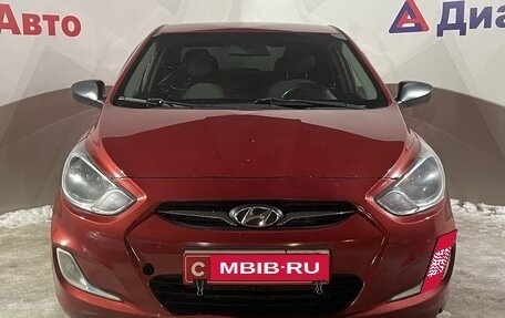 Hyundai Solaris II рестайлинг, 2011 год, 520 000 рублей, 2 фотография