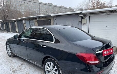 Mercedes-Benz E-Класс, 2019 год, 4 370 000 рублей, 4 фотография