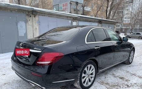 Mercedes-Benz E-Класс, 2019 год, 4 370 000 рублей, 3 фотография