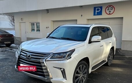 Lexus LX III, 2017 год, 7 000 000 рублей, 3 фотография