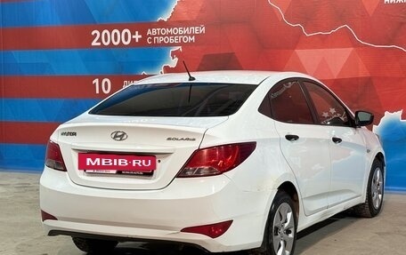 Hyundai Solaris II рестайлинг, 2015 год, 570 000 рублей, 8 фотография