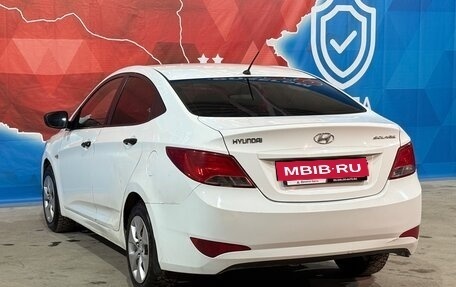 Hyundai Solaris II рестайлинг, 2015 год, 570 000 рублей, 6 фотография