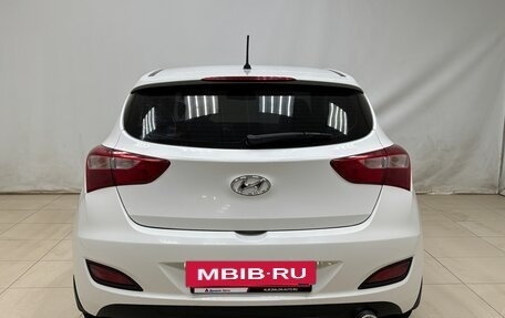 Hyundai i30 II рестайлинг, 2013 год, 840 000 рублей, 5 фотография