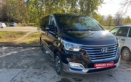 Hyundai Grand Starex Grand Starex I рестайлинг 2, 2019 год, 4 100 000 рублей, 5 фотография