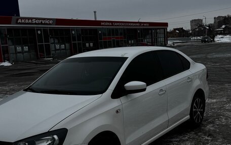 Volkswagen Polo VI (EU Market), 2011 год, 750 000 рублей, 3 фотография