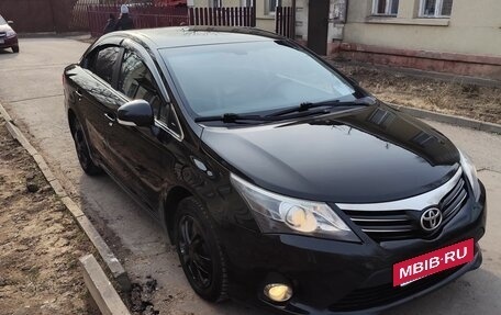 Toyota Avensis III рестайлинг, 2012 год, 1 199 000 рублей, 2 фотография