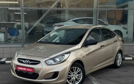 Hyundai Solaris II рестайлинг, 2011 год, 730 000 рублей, 1 фотография