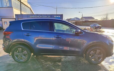 KIA Sportage IV рестайлинг, 2019 год, 2 400 000 рублей, 3 фотография