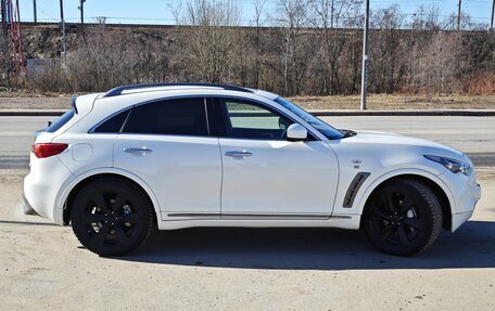 Infiniti FX II, 2010 год, 2 100 000 рублей, 3 фотография