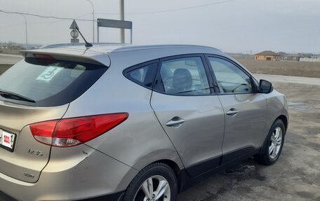 Hyundai ix35 I рестайлинг, 2010 год, 1 270 000 рублей, 4 фотография