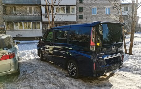 Honda Stepwgn IV, 2019 год, 2 790 000 рублей, 4 фотография