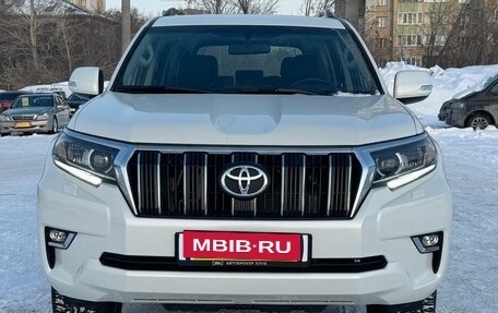 Toyota Land Cruiser Prado 150 рестайлинг 2, 2023 год, 7 590 000 рублей, 8 фотография