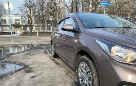 Hyundai Solaris II рестайлинг, 2018 год, 1 500 000 рублей, 8 фотография