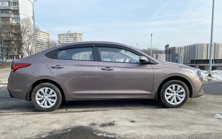 Hyundai Solaris II рестайлинг, 2018 год, 1 500 000 рублей, 3 фотография