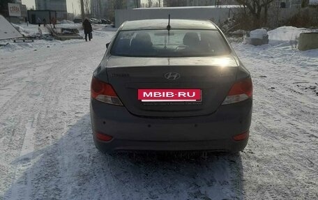 Hyundai Solaris II рестайлинг, 2012 год, 530 000 рублей, 9 фотография