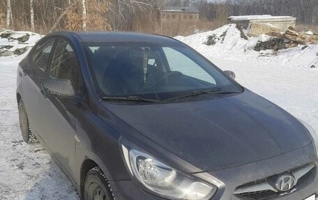 Hyundai Solaris II рестайлинг, 2012 год, 530 000 рублей, 17 фотография