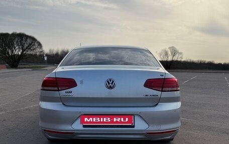 Volkswagen Passat B8 рестайлинг, 2015 год, 1 700 000 рублей, 7 фотография