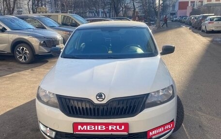 Skoda Rapid I, 2016 год, 1 070 000 рублей, 2 фотография