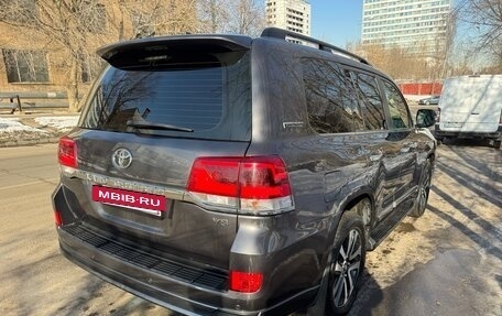 Toyota Land Cruiser 200, 2018 год, 6 250 000 рублей, 6 фотография