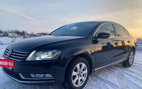Volkswagen Passat B7, 2013 год, 1 020 000 рублей, 2 фотография