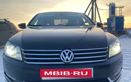 Volkswagen Passat B7, 2013 год, 1 020 000 рублей, 8 фотография