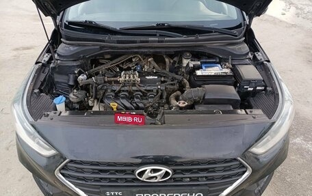 Hyundai Solaris II рестайлинг, 2017 год, 1 150 000 рублей, 11 фотография
