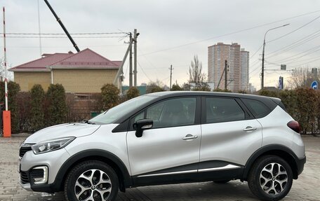 Renault Kaptur I рестайлинг, 2017 год, 1 420 000 рублей, 2 фотография