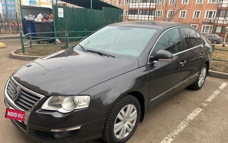 Volkswagen Passat B6, 2008 год, 950 000 рублей, 3 фотография