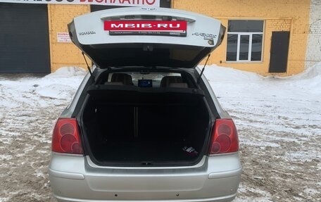 Toyota Avensis III рестайлинг, 2004 год, 780 000 рублей, 8 фотография